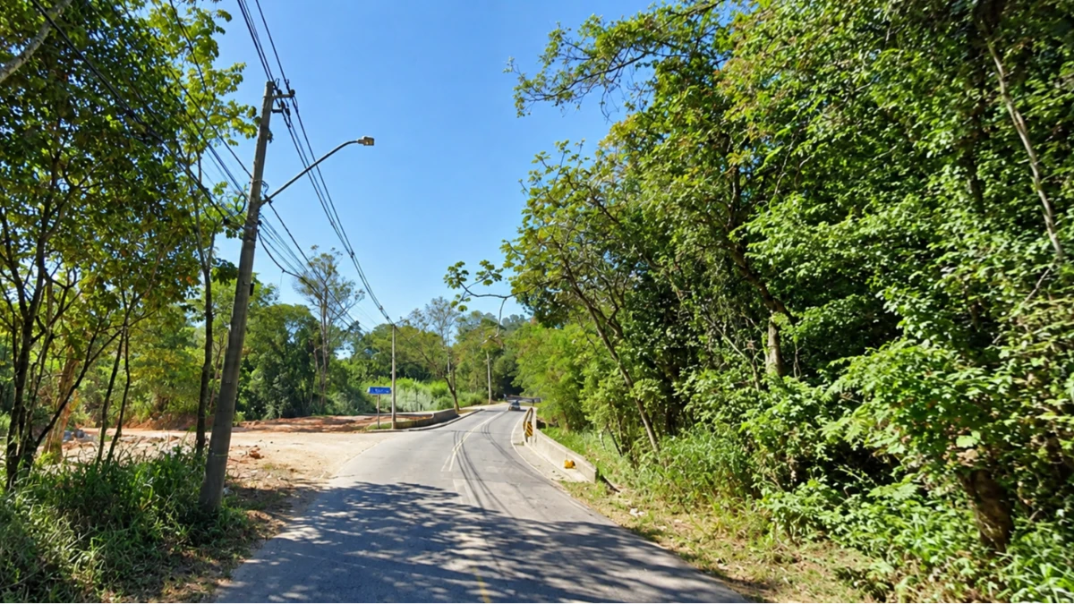 Mulher é encontrada morta em área rural de SJCampos com marcas no pescoço