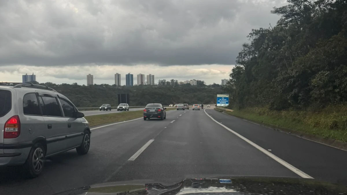 Semana começa com chuva e queda de temperatura no Vale do Paraíba