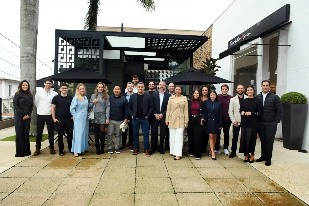 N2 TALK realiza um café empresarial
