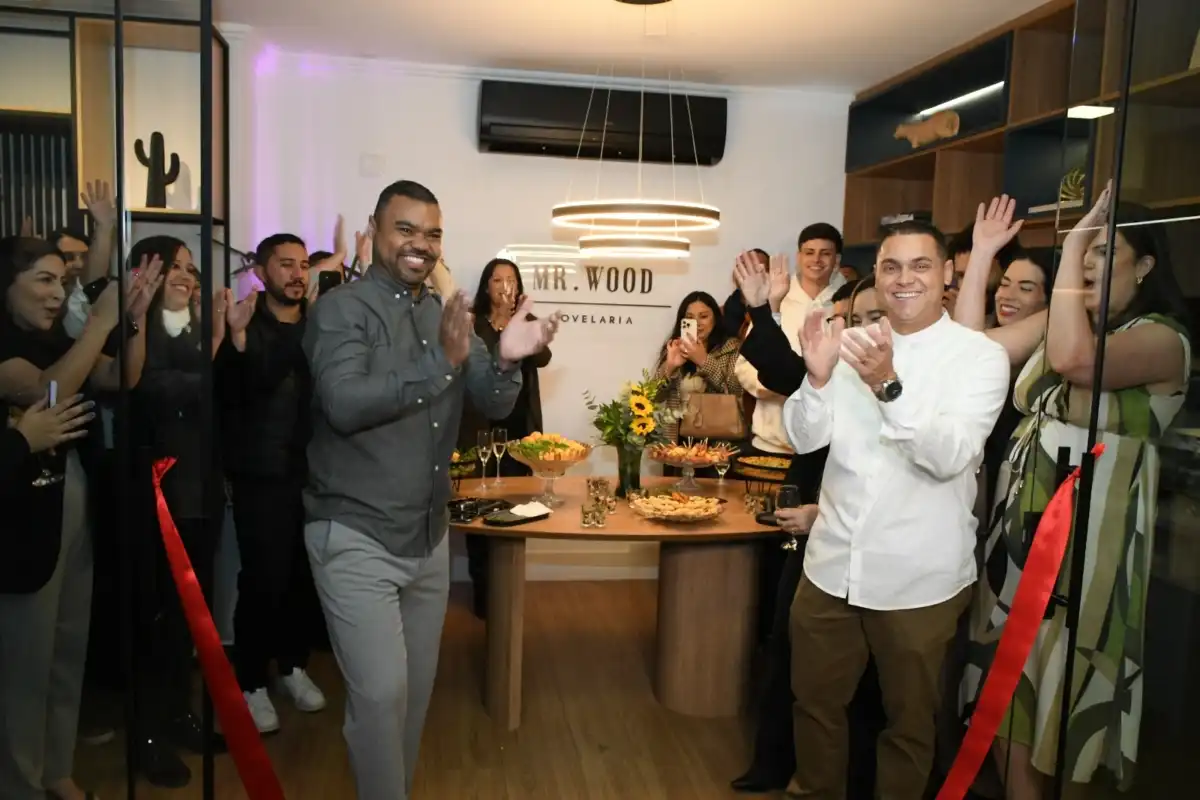 Mr. Wood Movelaria inaugura showroom em São José dos Campos