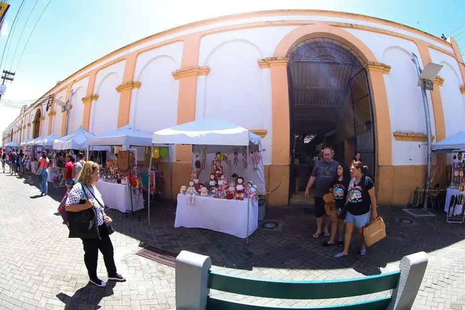 Mercadão completa 100 com festa neste sábado (11) 