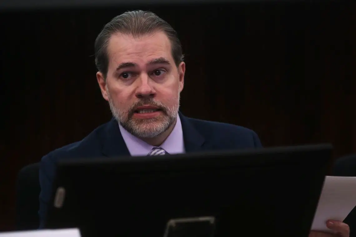 PF aponta indícios de repasses a Toffoli em investigação sobre Banco Master