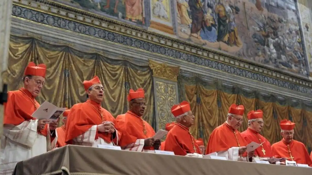 Conclave 2º dia: escolha do novo Papa inicia nesta quinta (08)  