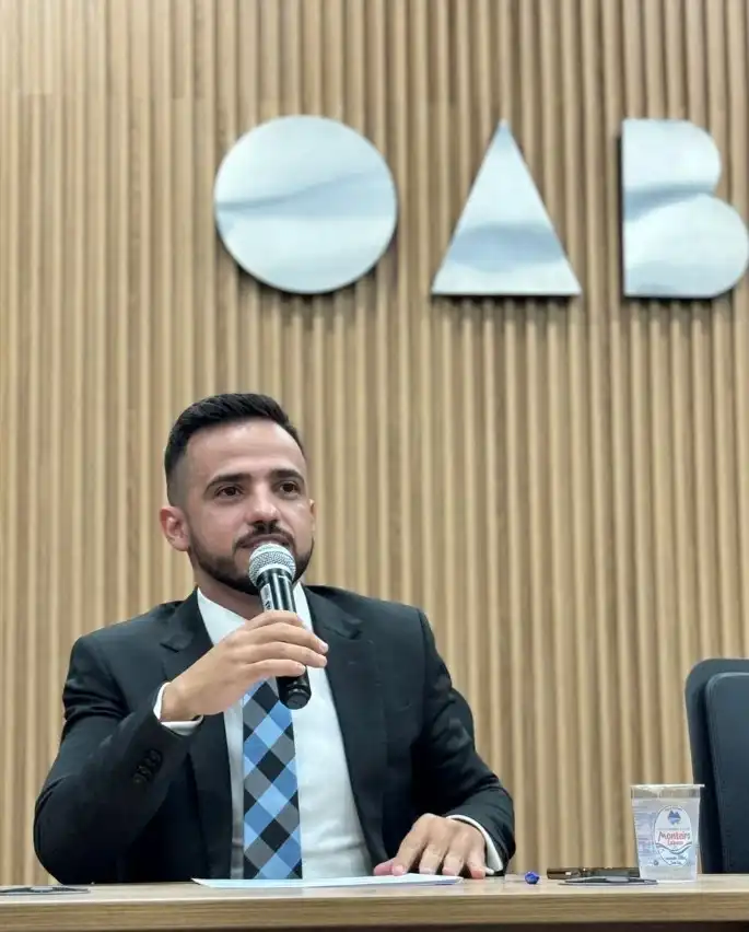 Felipe Alciprete é eleito presidente mais jovem da história da OAB de São José e Paraibuna