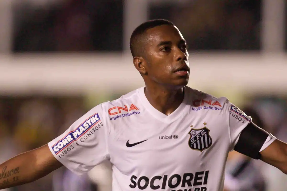 “Presídio dos famosos”: Robinho e Brennand são transferidos de Tremembé