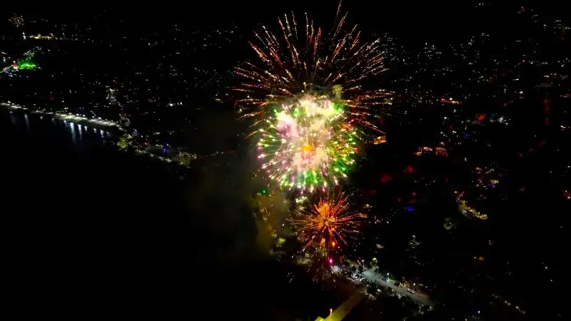 Réveillon no Litoral Norte terá fogos silenciosos e grandes shows do Festival de Verão