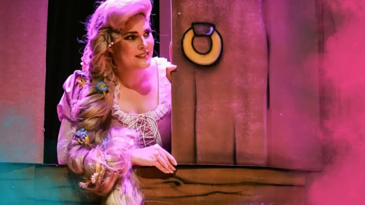 Teatro Colinas recebe ‘O Alienista’ e 'Rapunzel'; Confira a programação