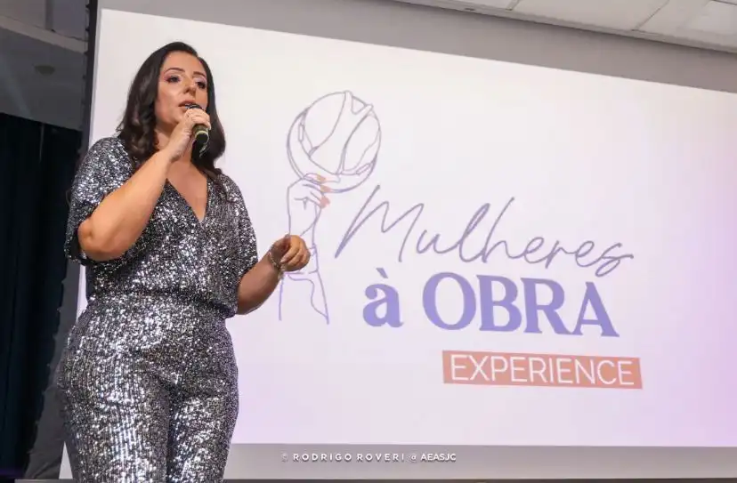 Evento reúne mais de 300 mulheres em São José dos Campos para networking e palestras
