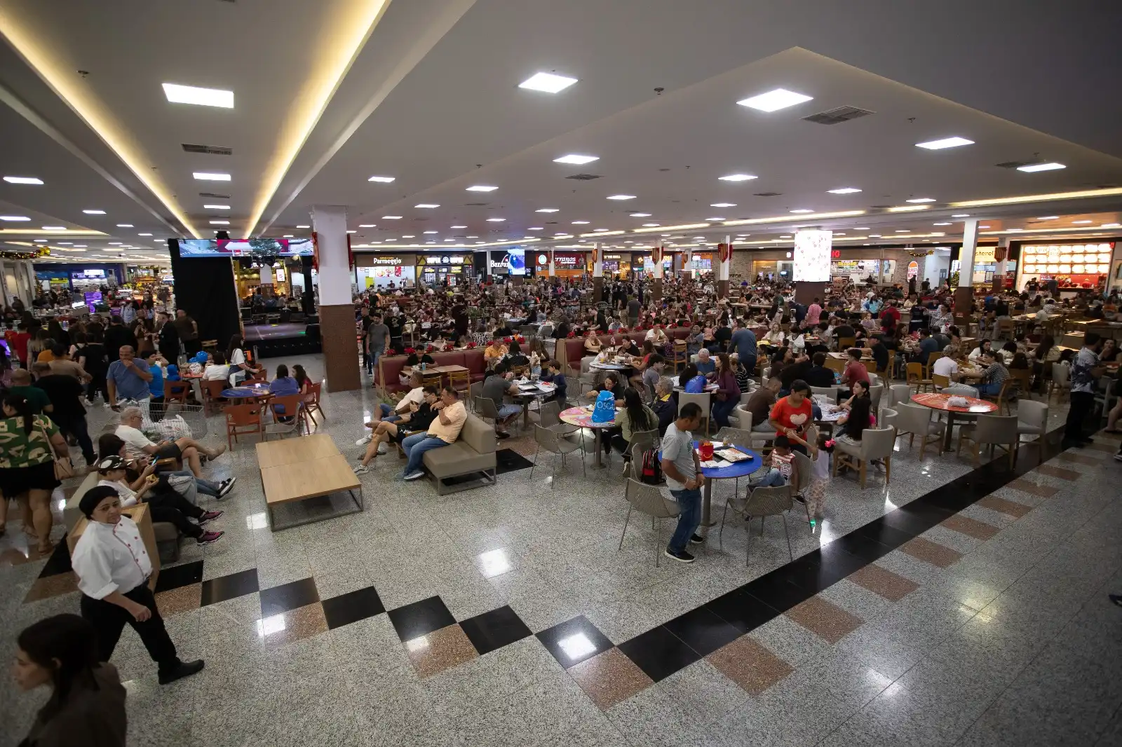 Black Friday: principais shoppings de São José oferecerão descontos de até 70% aos consumidores