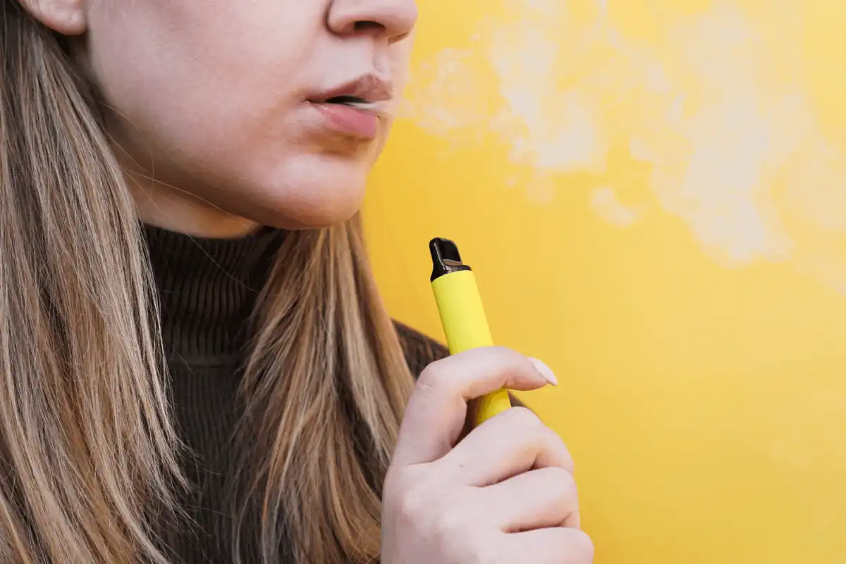 Um em cada nove adolescentes no Brasil usa cigarro eletrônico, aponta pesquisa da Unifesp