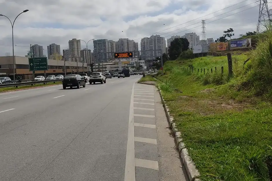 Obras interditam trechos no Anel Viário e Benedito Matarazzo