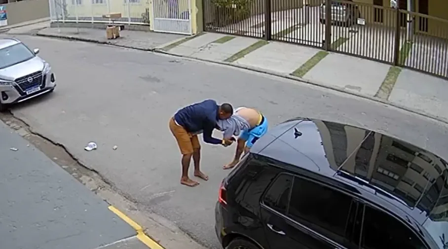 Tentativa de roubo em “biqueira” é frustrada por moradores de Ubatuba