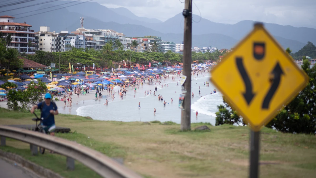 Zona Azul de Ubatuba sobe 150% e passa de R$ 20 para R$ 50 nas praias