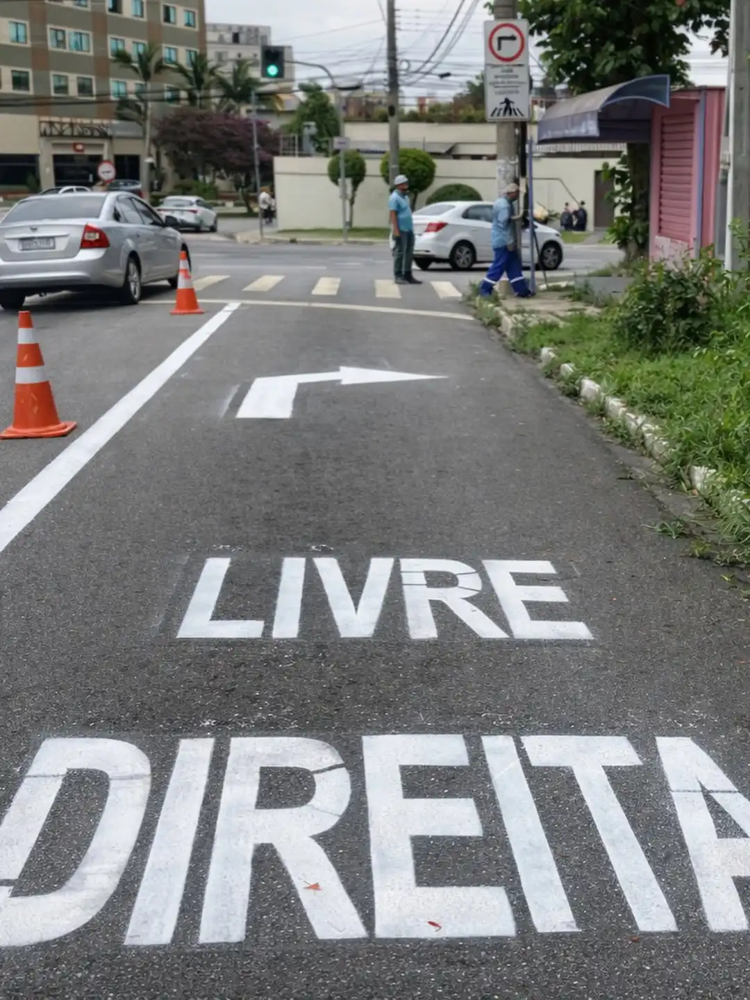 Taubaté testa sistema “Livre à Direita” em cruzamentos da cidade