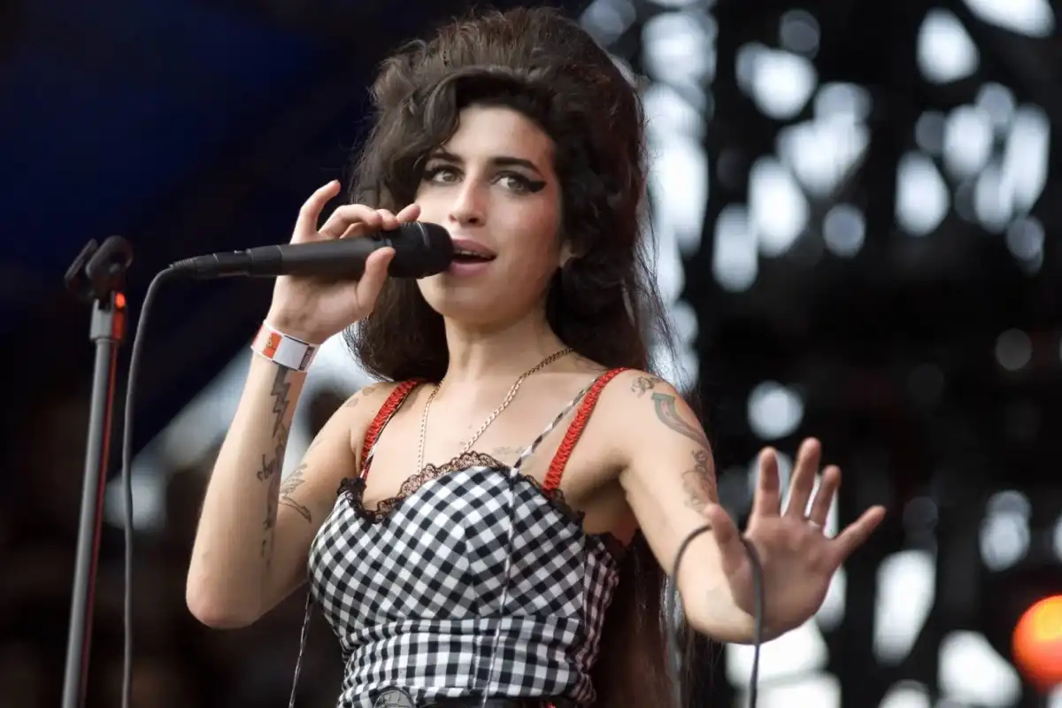 Homenagem a Amy Winehouse é atração gratuita nesta sexta (28)