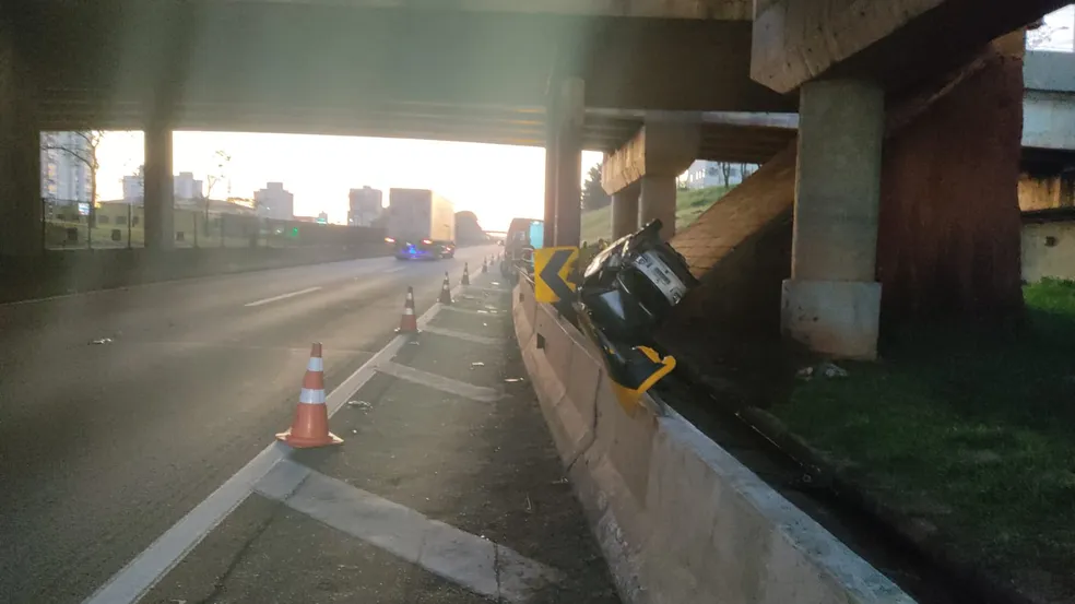 Acidente deixa uma vítima fatal na Dutra em Taubaté
