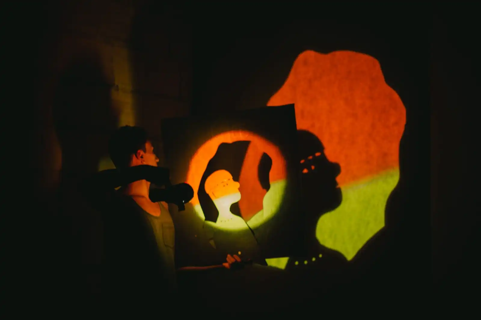 Peça “O Segredo da Chuva” Teatro de Sombras 
