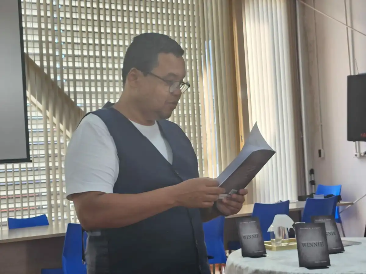 Psicanalista retrata em livro a arte da escuta