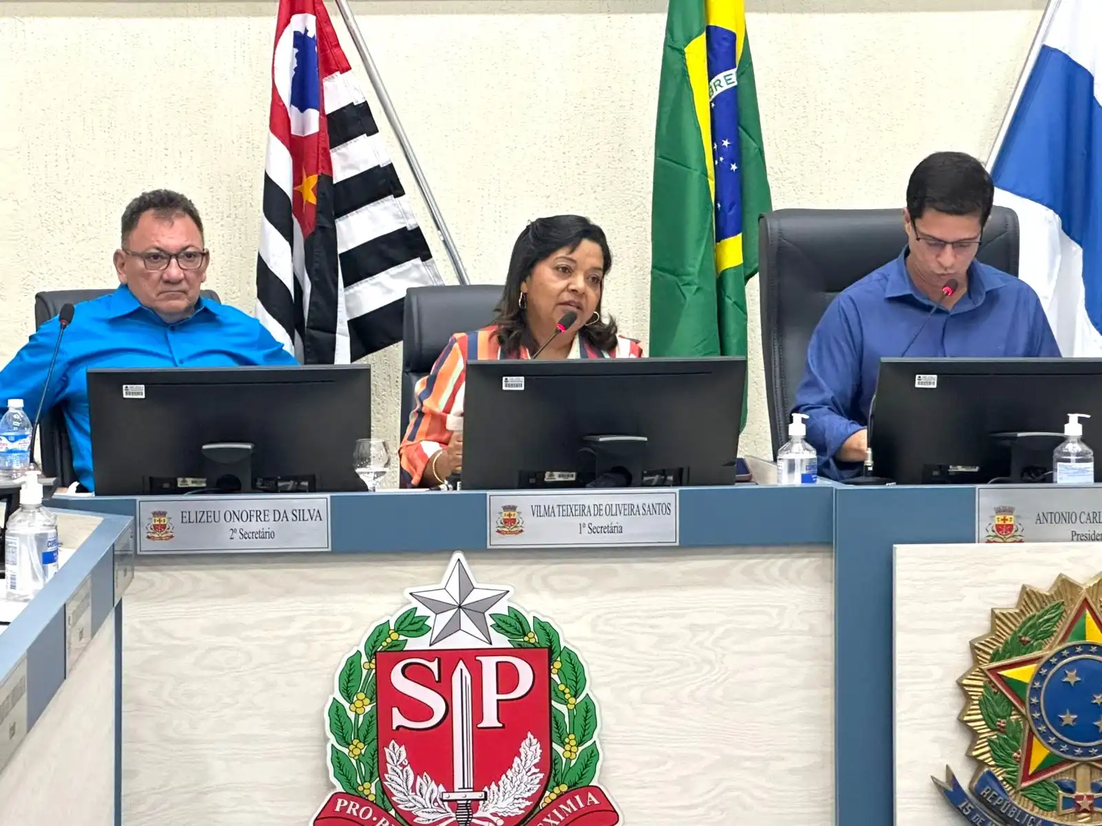 Câmara aprova projetos sobre autismo, saúde e proteção animal