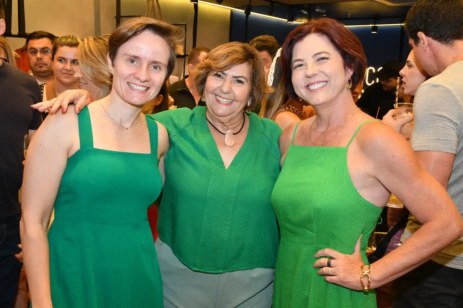Colcci Vale Sul celebra Coquetel de Natal e apresenta virada de coleção em noite de forte engajamento no shopping Vale Sul