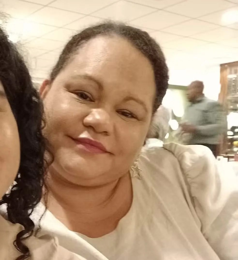 Mulher que morreu no acidente do anel viário em São José estava indo trabalhar