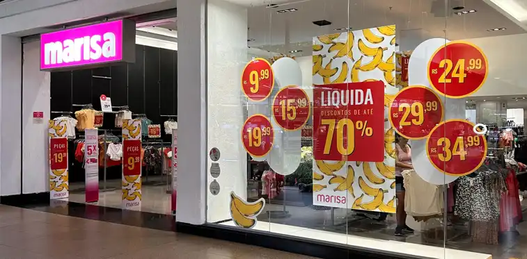 Lojas do Serramar Shopping trazem descontos de até 70% em produtos, além de itens para volta às aulas