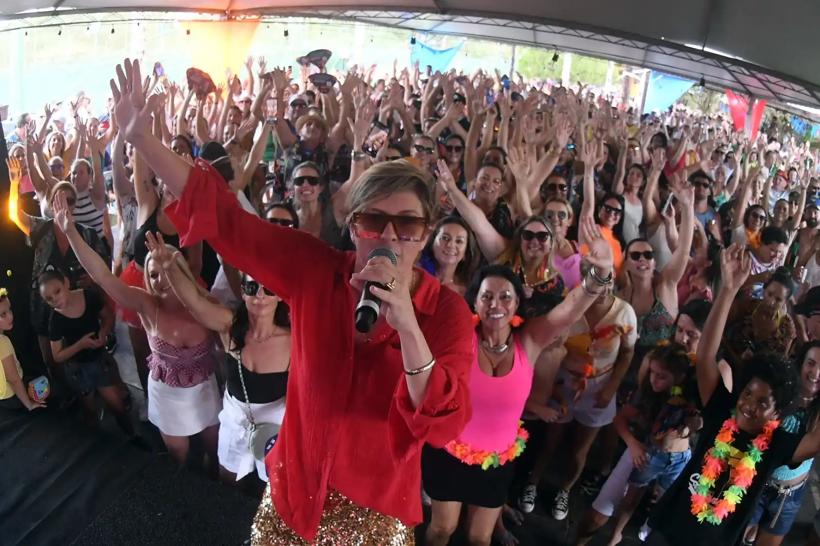 Clube de Campo Santa Rita consolida sua posição como melhor e maior carnaval da cidade com recorde de público e muitos feedbacks positivos.