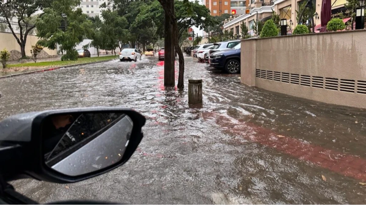Defesa Civil alerta para chuvas fortes, temporais e risco de alagamentos no Vale e litoral
