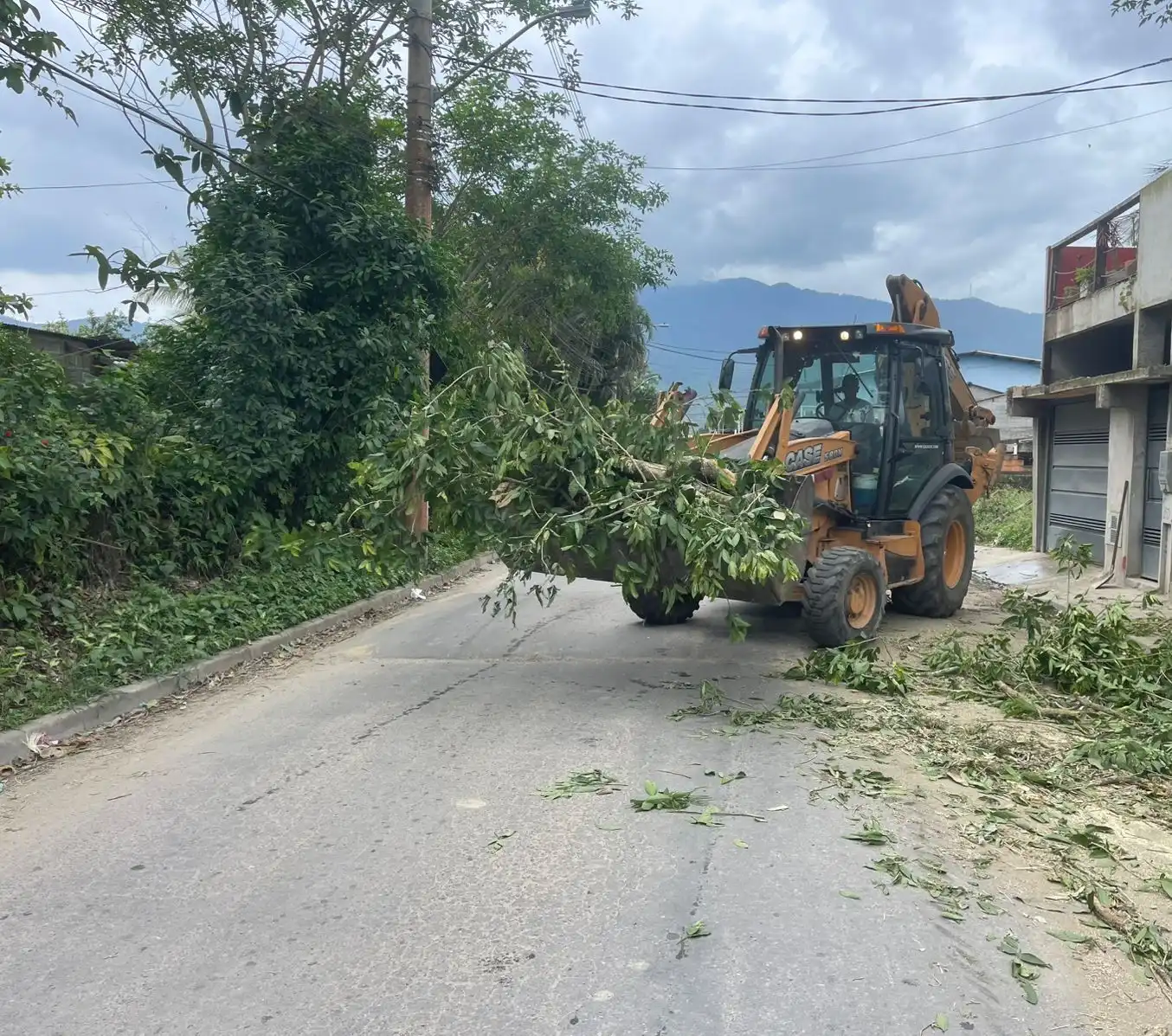 Caraguatatuba intensifica limpeza urbana na semana da Consciência Negra 