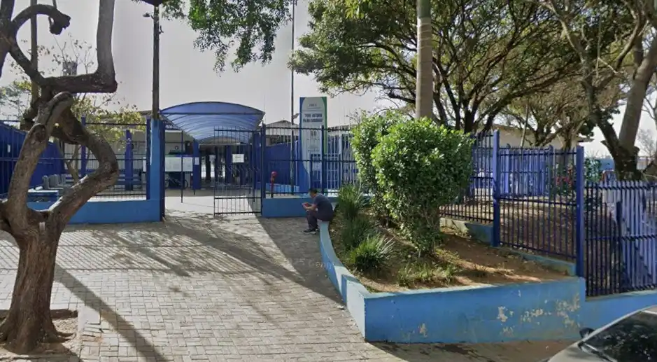 Escola de São José dos Campos alerta sobre fake news de “bombons envenenados”