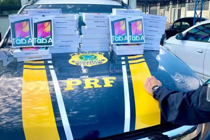 Polícia Rodoviária Federal apreende 50 tablets na Via Dutra