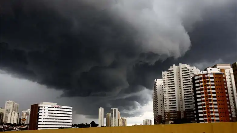 Defesa Civil emite alerta de chuvas e ventos fortes em São José neste sábado (8)