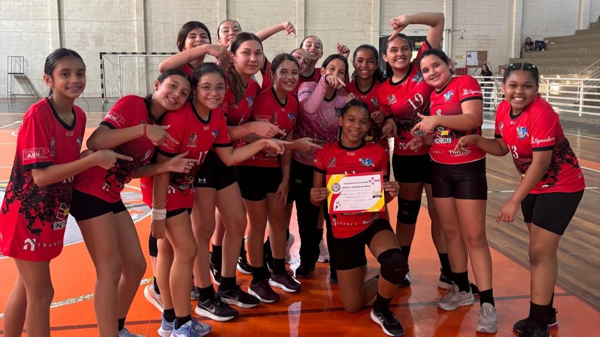 Prefeitura de Jacareí abre inscrições para novas turmas de handebol feminino
