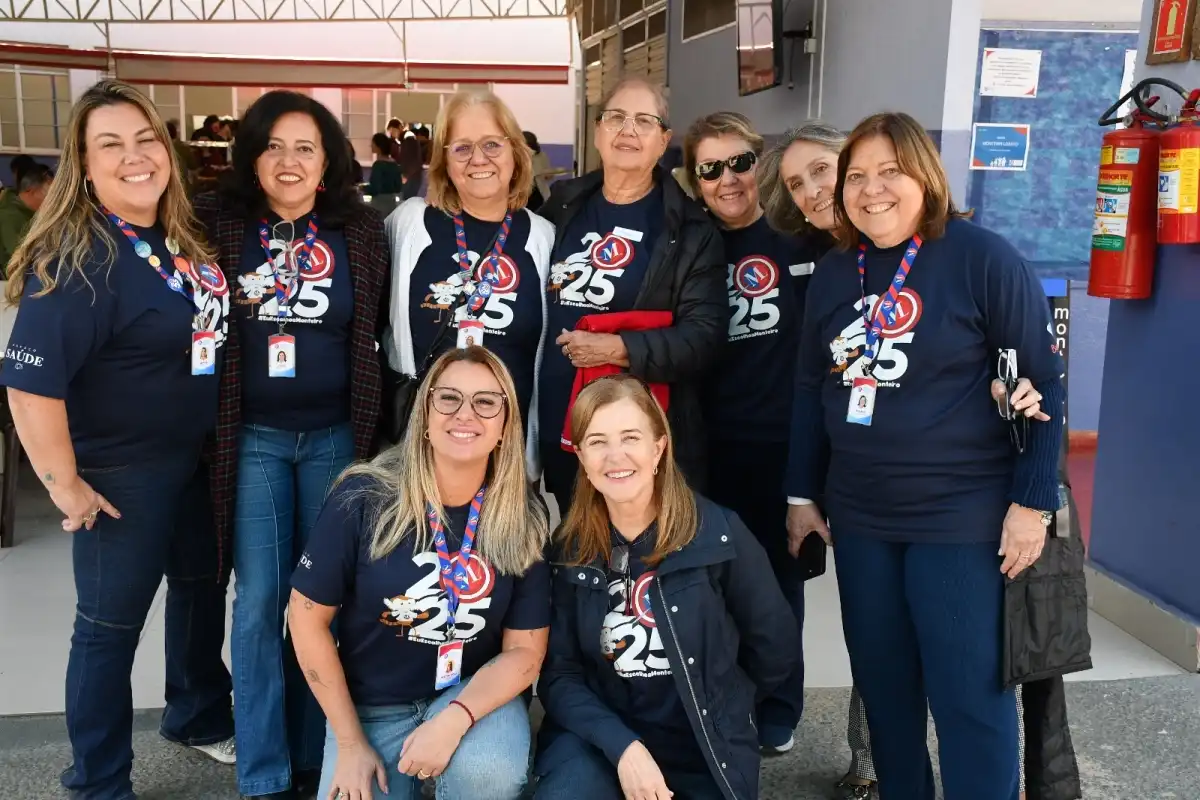 Reviva Monteiro celebra 55 anos com reencontros e muitas memórias