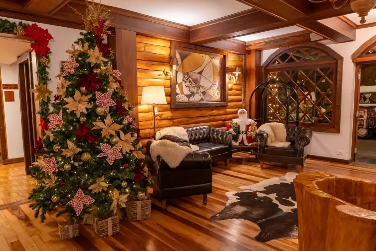 Pacotes de Natal e Ano Novo do Savoy Campos do Jordão incluem ceias e música ao vivo