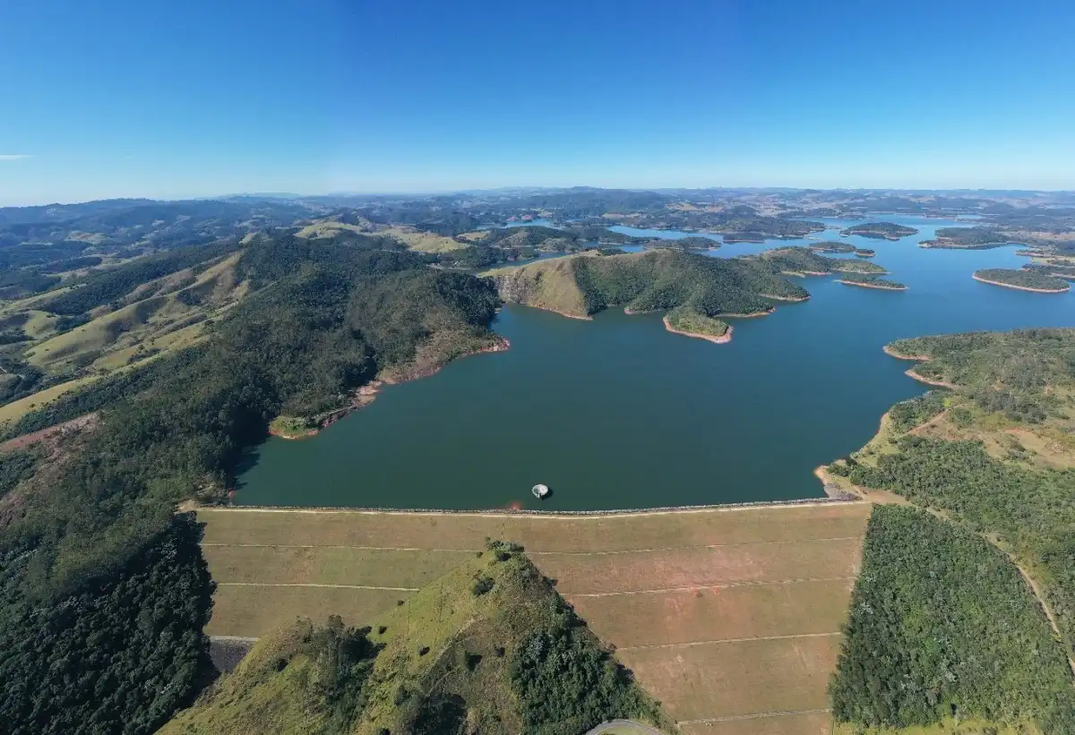 Paraibuna recebe palestras orientativas com simulado de segurança de barragem