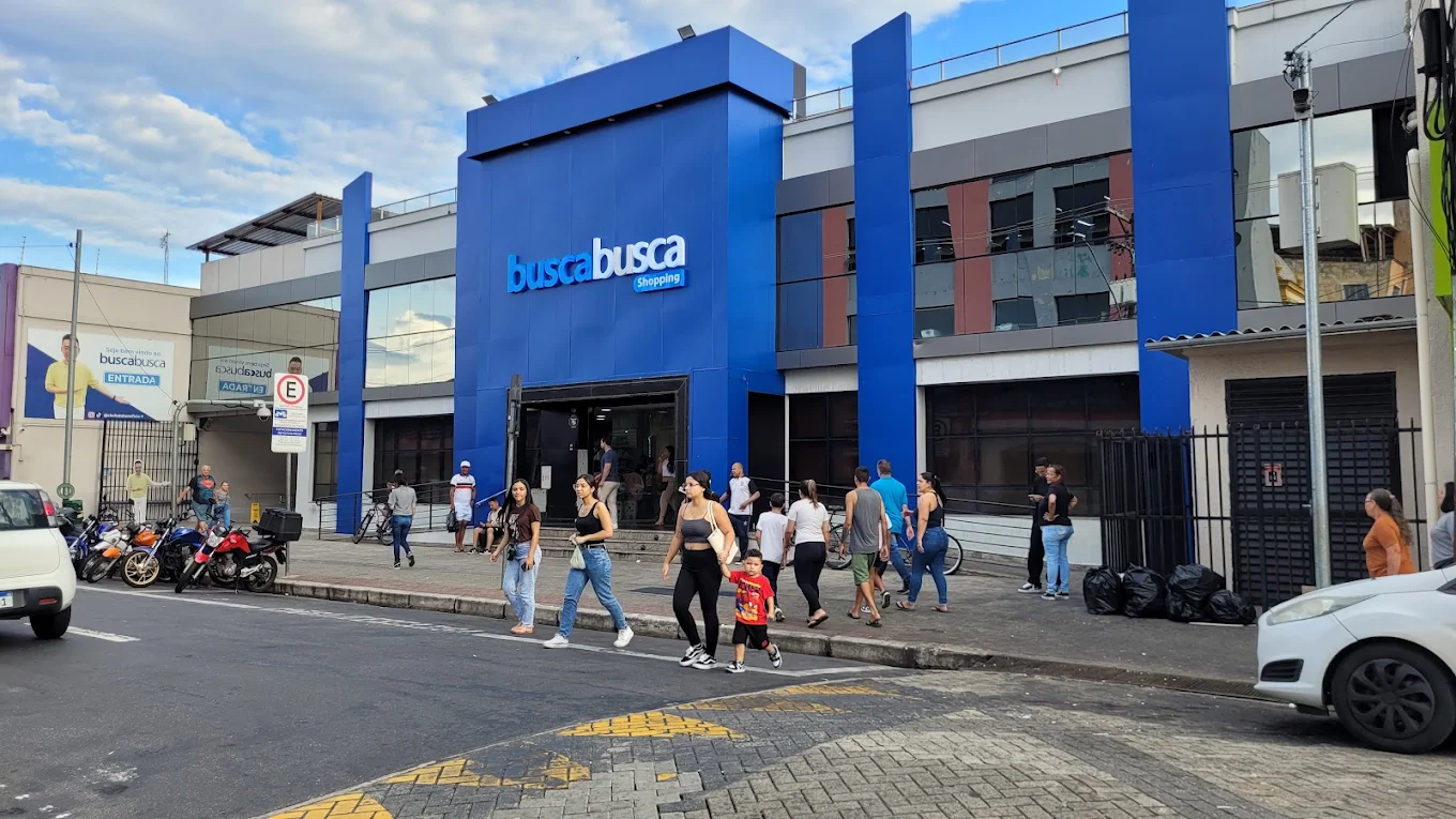 Loja Busca-Busca segue sem regularização após novo impasse com o Corpo de Bombeiros