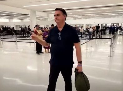 Jair Bolsonaro está de volta ao Brasil após 89 dias