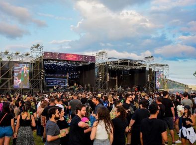 <strong></noscript>Após postagem proibindo água e comida, festival a “Hora do Rock” volta atrás</strong>