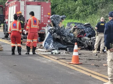 Ultrapassagem proibida deixa 2 mortos na BR-153 em Marília