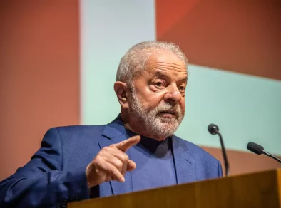 Lula associa atentados com jogos de videogame e causa alvoroço na internet