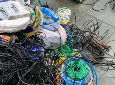 Polícia Civil apreende 630 kg de fios de cobre no Vale