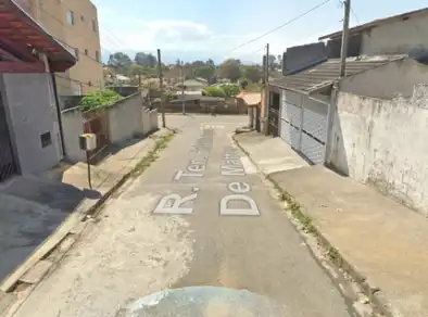 Jovem colide contra muro em Pinda e morre