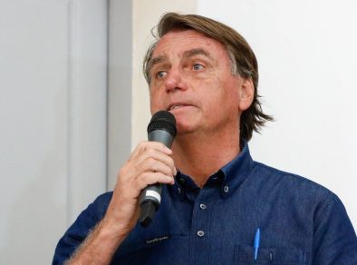 Bolsonaro é intimado pela PF e avisa que não vai depor