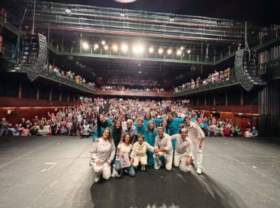 Yasmim Sant’anna apresenta o espetáculo “Violetas na Janela” em São Paulo