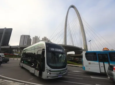 Prefeitura amplia frota de ônibus da linha verde, em São José