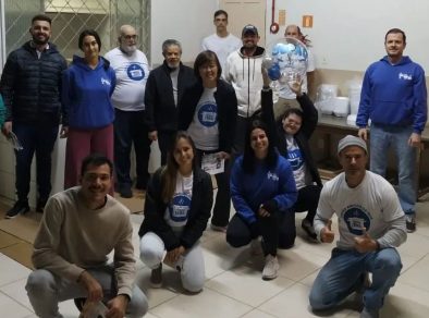 Projeto social distribui sopa para moradores em situação de rua