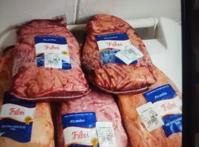 Mulher é presa após furtar peças de picanha em supermercado atacadista