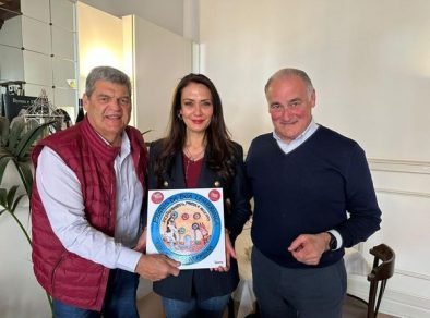 Encontro de amigos na cidade italiana Ravena