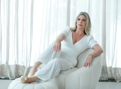 Cissa comemora seu sucesso na vida pessoal e profissional